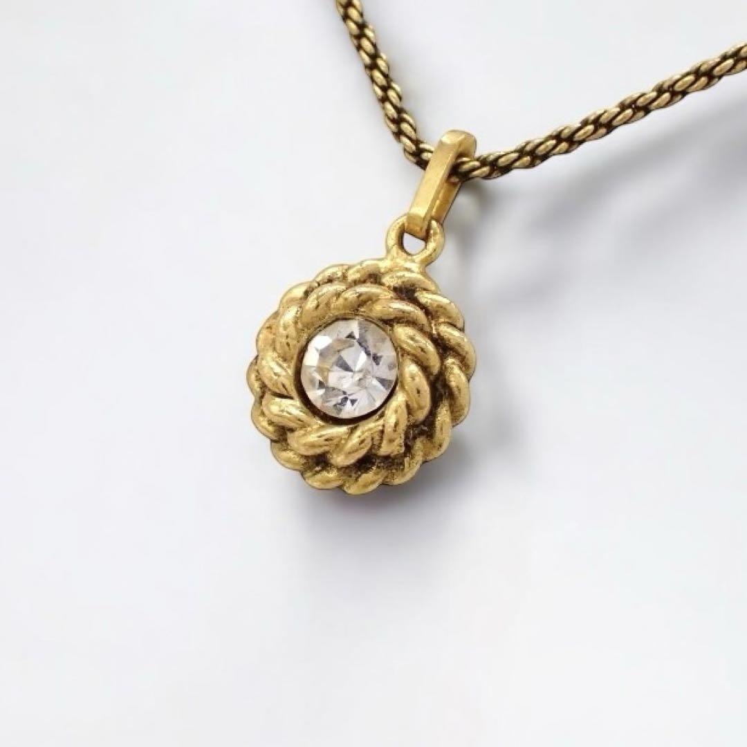 CHANEL シャネル ネックレス ペンダント 花 フラワー クリスタル CHANEL シャネル ネックレス ペンダント 花 フラワー クリスタル