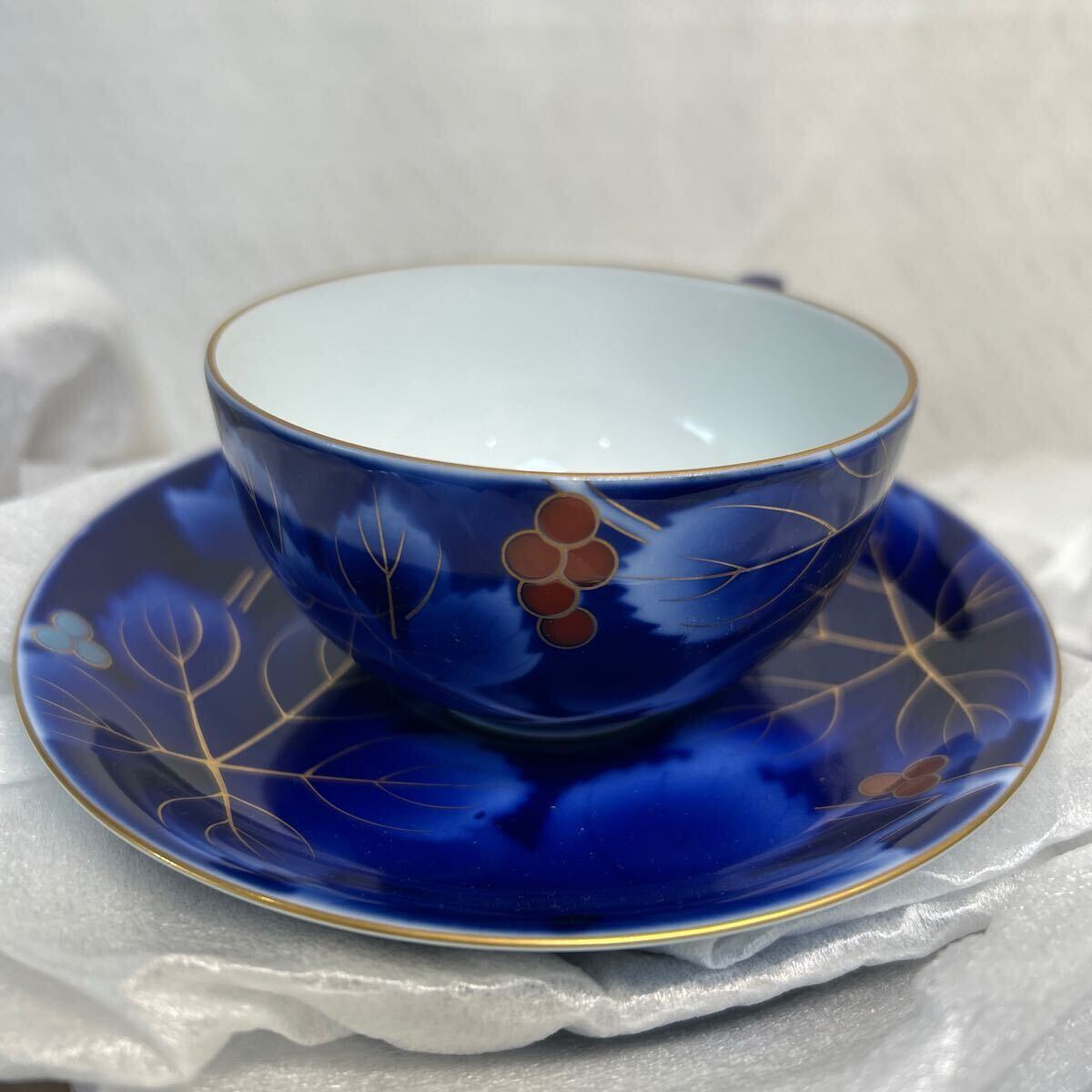 新品】深川製磁 カップとソーサー 6客 宮内庁御用達 コーヒー 新品】深川製磁 カップとソーサー 6客 宮内庁御用達 コーヒー