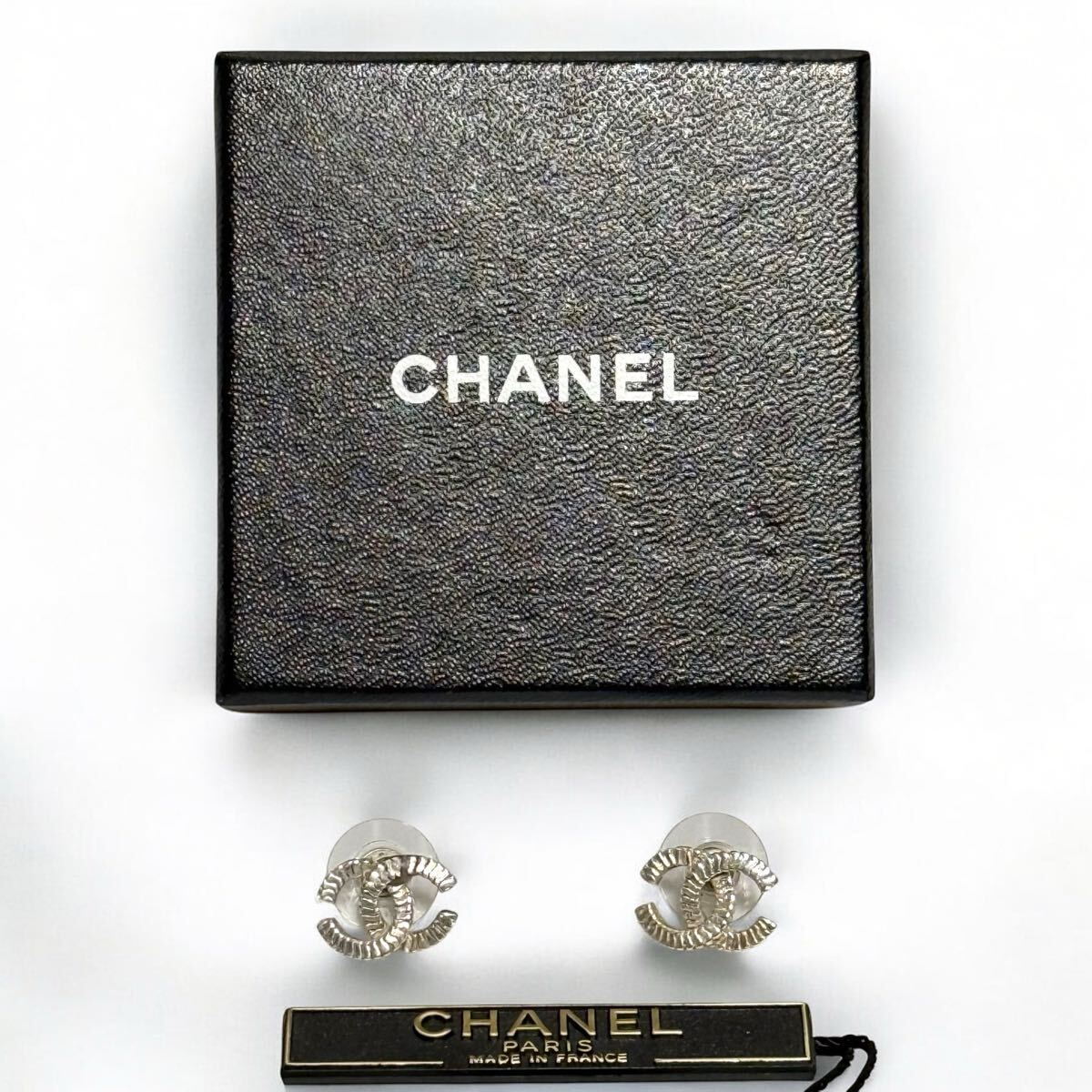 訳あり】CHANEL シャネル シルバー ロゴピアス|Yahoo!フリマ 訳あり】CHANEL シャネル シルバー ロゴピアス|Yahoo!フリマ