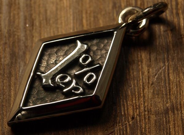 1%er★大サイズ★ペンダント★キーホルダー★ジャーマンシルバー_画像1