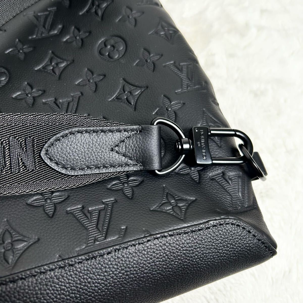 最高級 ルイヴィトン LOUIS VUITTON モノグラム シャドウ デュオ 最高級 ルイヴィトン LOUIS VUITTON モノグラム シャドウ デュオ