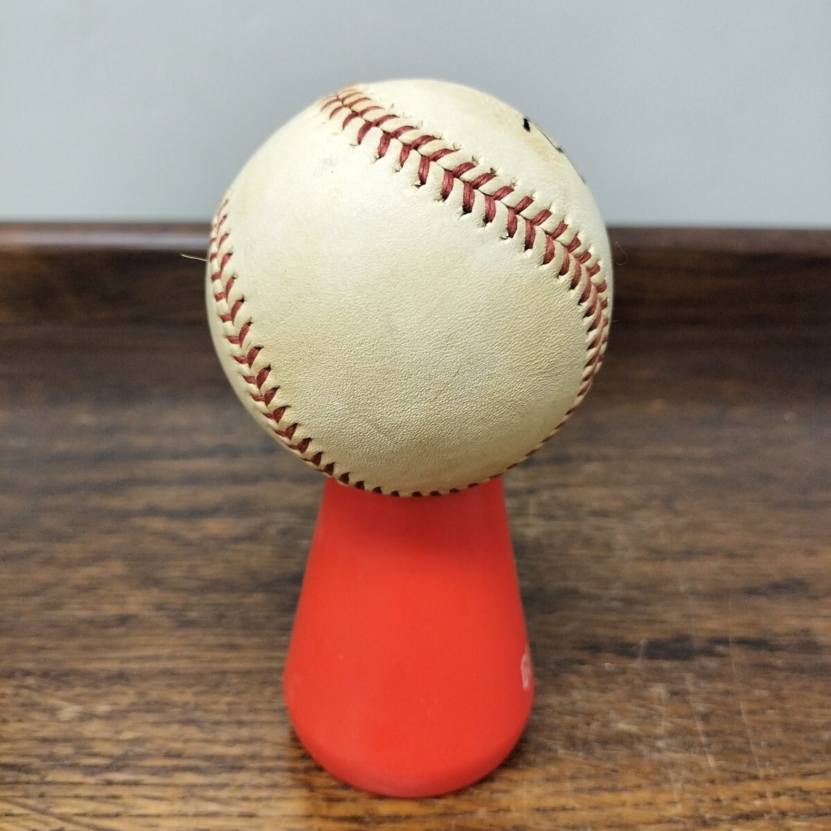 GIANTS ジャイアンツ 直筆サインボール 野球ボール オブジェ 赤