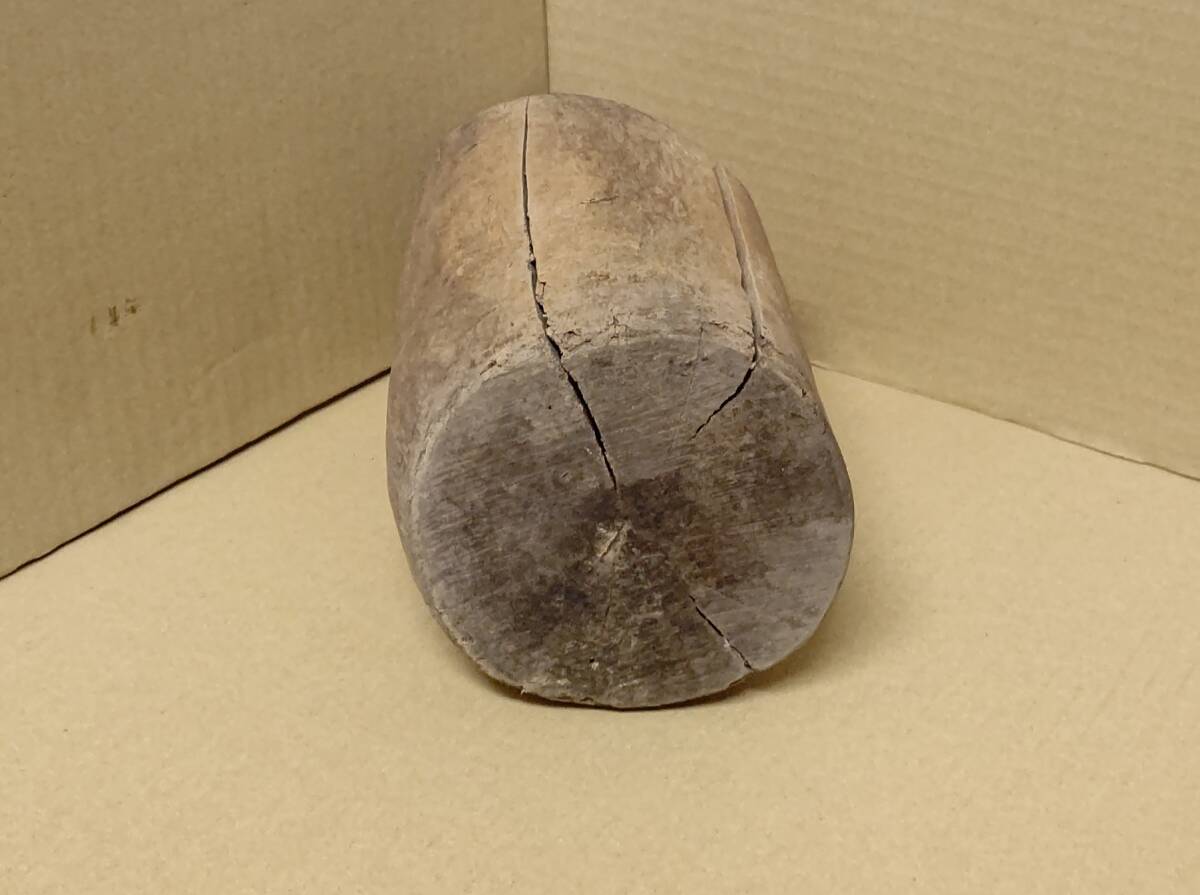 ☆砧 きぬた キヌタ 藁打ち 藁 わら 木製 木工 古道具 古民具 農具 藁叩き 木槌 アンティーク アート オブジェ ガーデニング 昭和レトロ