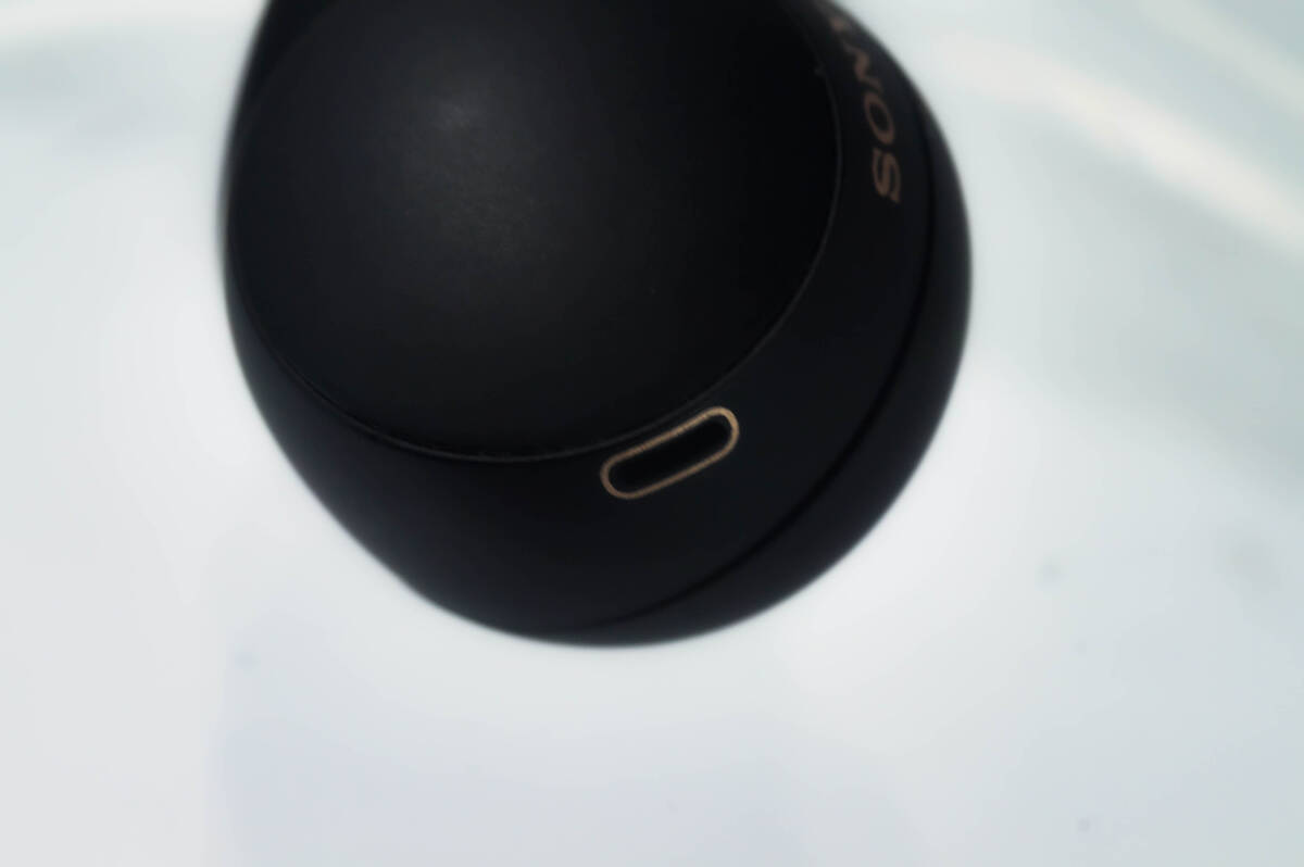 美品 バッテリー交換済み イヤホンのみ SONY WF-1000XM4 2821 美品 バッテリー交換済み イヤホンのみ SONY WF-1000XM4 2821