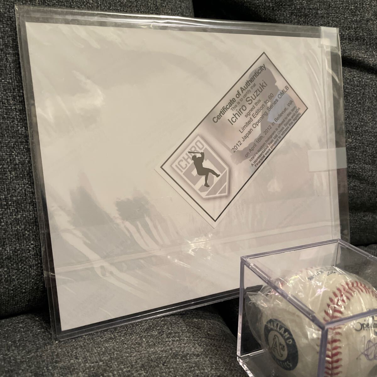 東京シリーズ】2012年開幕戦イチローマリナーズ MLB 直筆サイン 東京シリーズ】2012年開幕戦イチローマリナーズ MLB 直筆サイン