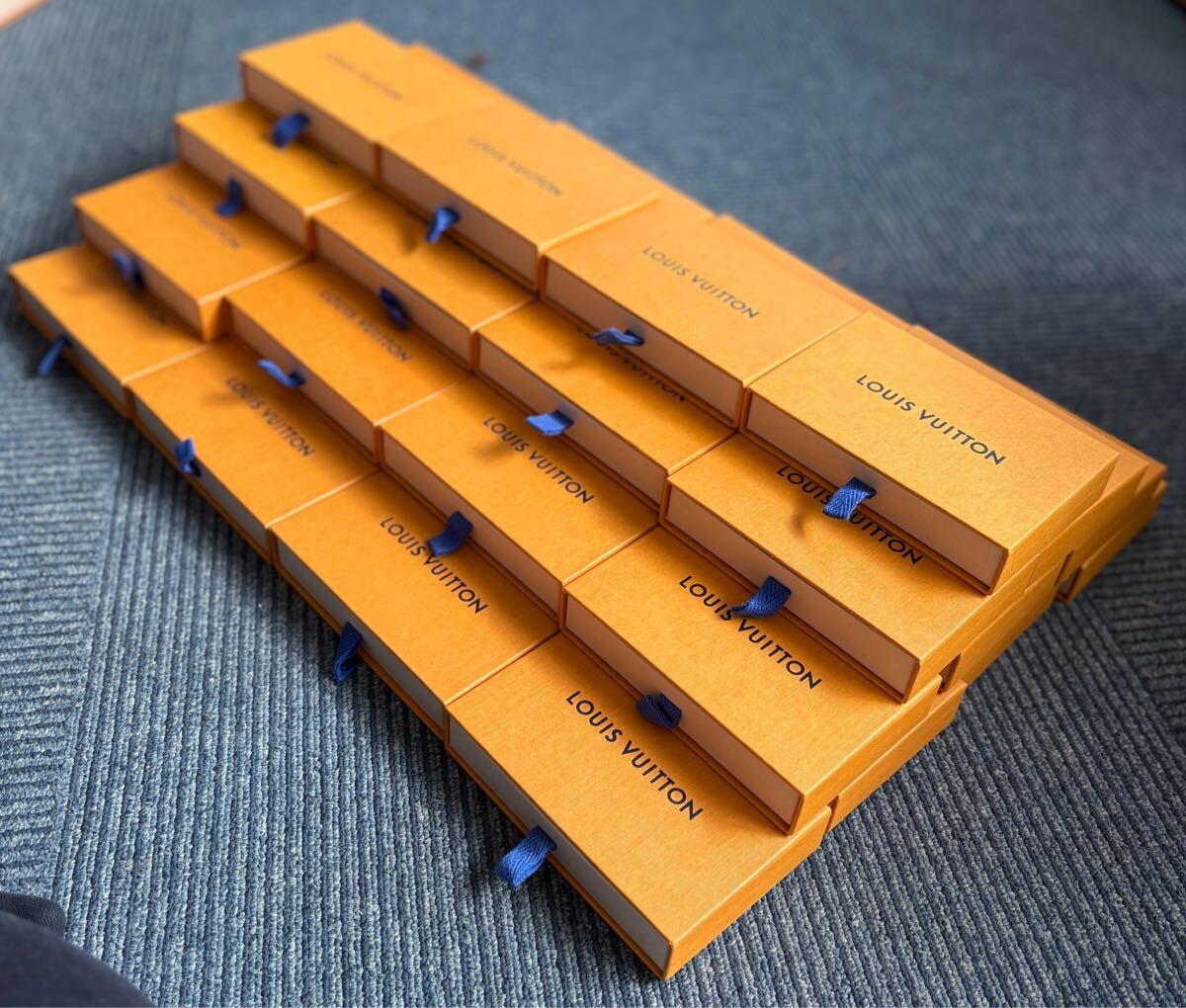 ルイヴィトン LOUIS VUITTON 空箱 BOX 40個(ルイ・ヴィトン ルイヴィトン LOUIS VUITTON 空箱 BOX 40個(ルイ・ヴィトン