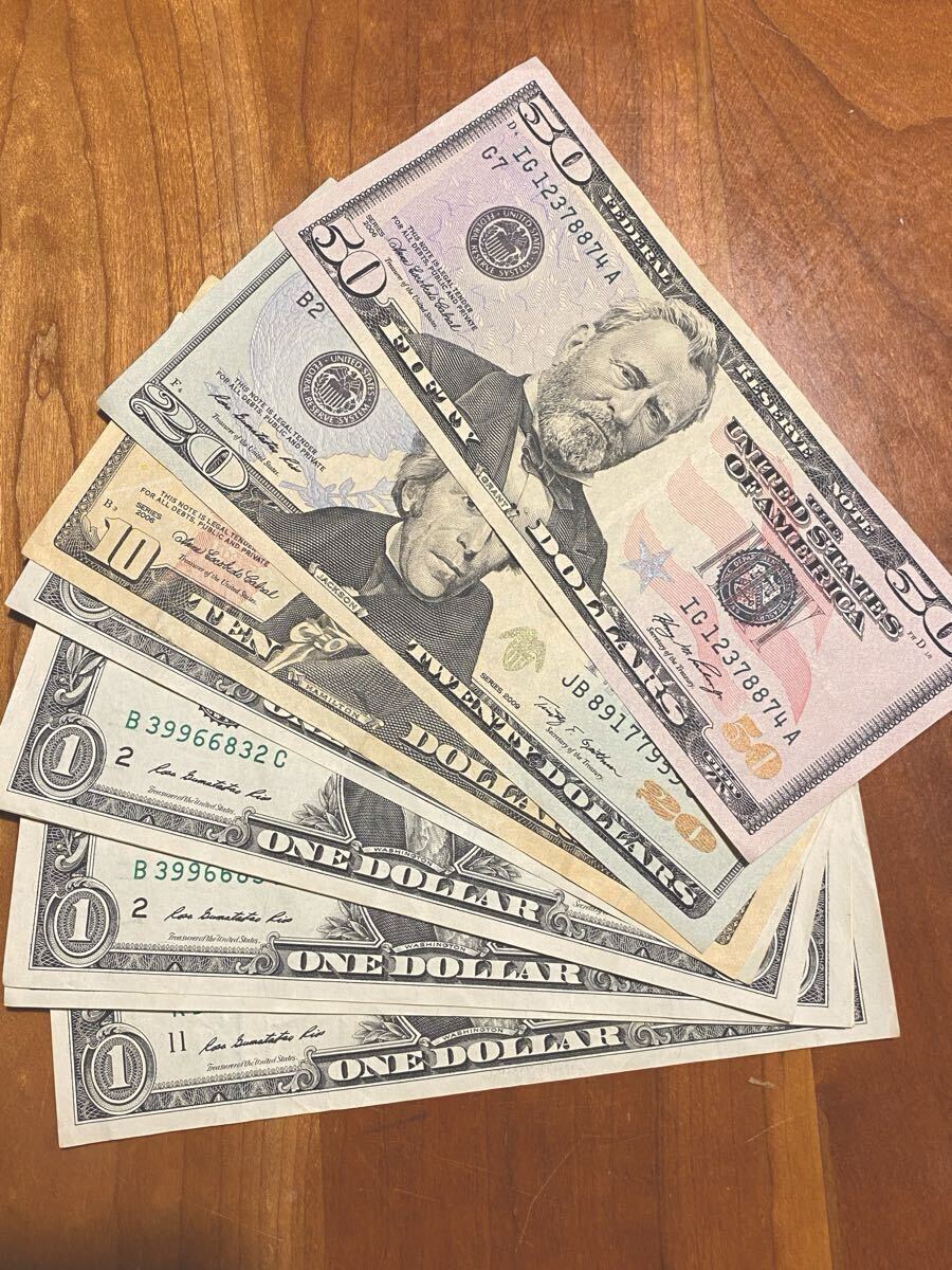 アメリカ紙幣 合計86ドル 50ドル札×20ドル札×10ドル札×1ドル札 アメリカ紙幣 合計86ドル 50ドル札×20ドル札×10ドル札×1ドル札