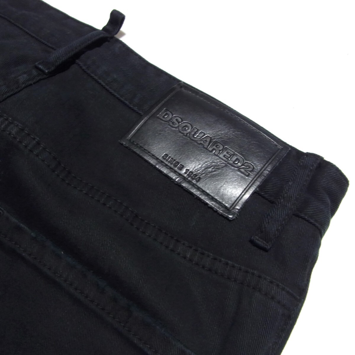 22SS DSQUARED2 ディースクエアード Skater Jean ダメージ 22SS DSQUARED2 ディースクエアード Skater Jean ダメージ