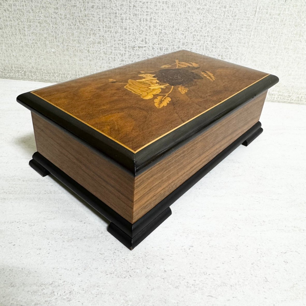 IK6484】1円~THORENS 3曲入り スイス製 木箱 オルゴール Maty IK6484】1円~THORENS 3曲入り スイス製 木箱 オルゴール Maty