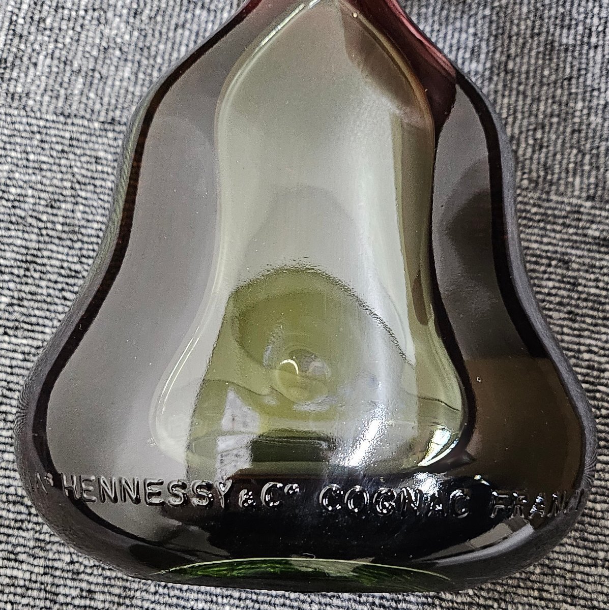 GO2998】【未開栓 古酒】1円~ Hennessy ヘネシー XO 金キャップ GO2998】【未開栓 古酒】1円~ Hennessy ヘネシー XO 金キャップ