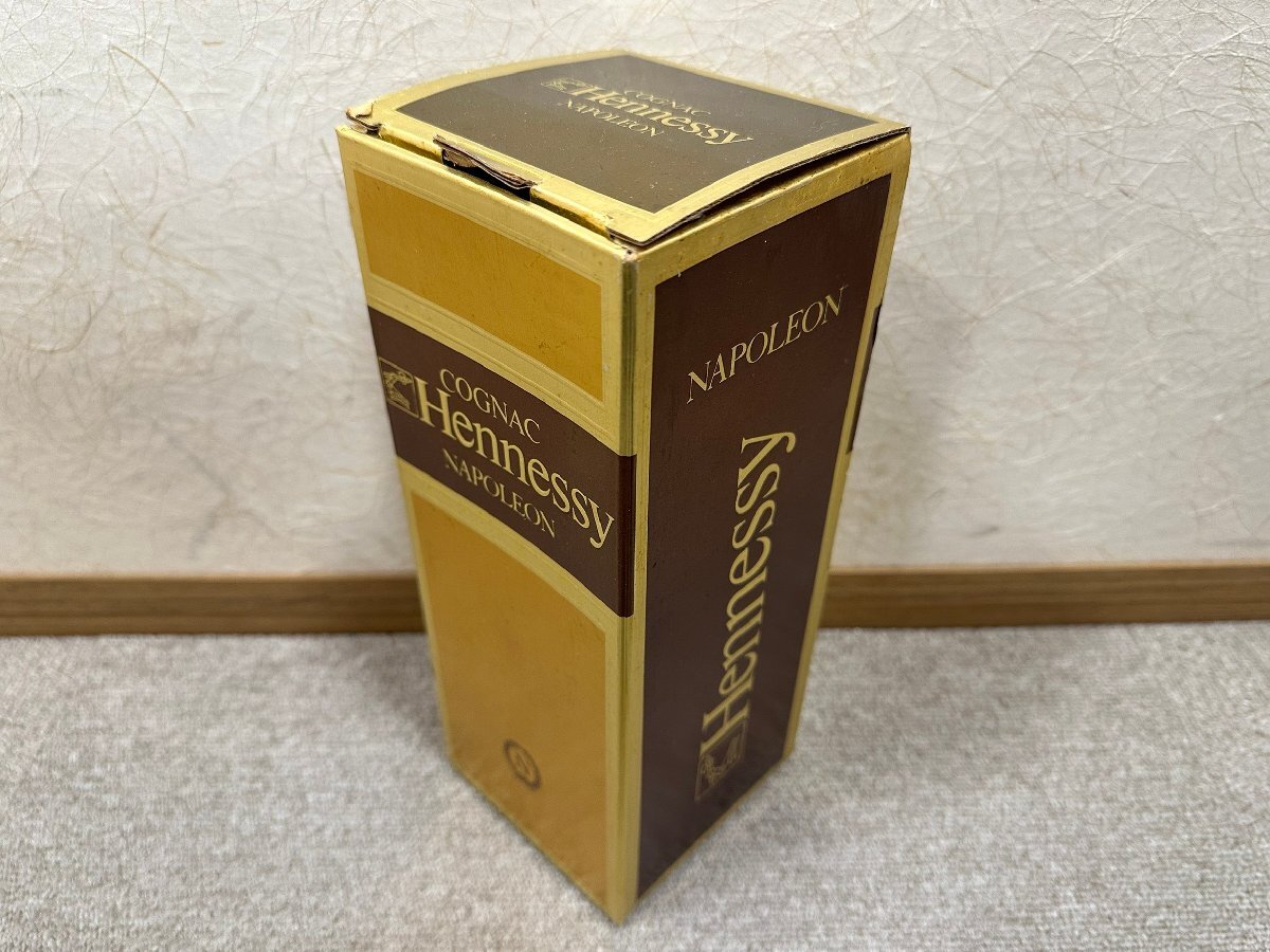 SYC4480】【未開栓 古酒】1円~ COGNAC Hennessy NAPOLEON 750ml SYC4480】【未開栓 古酒】1円~ COGNAC Hennessy NAPOLEON 750ml