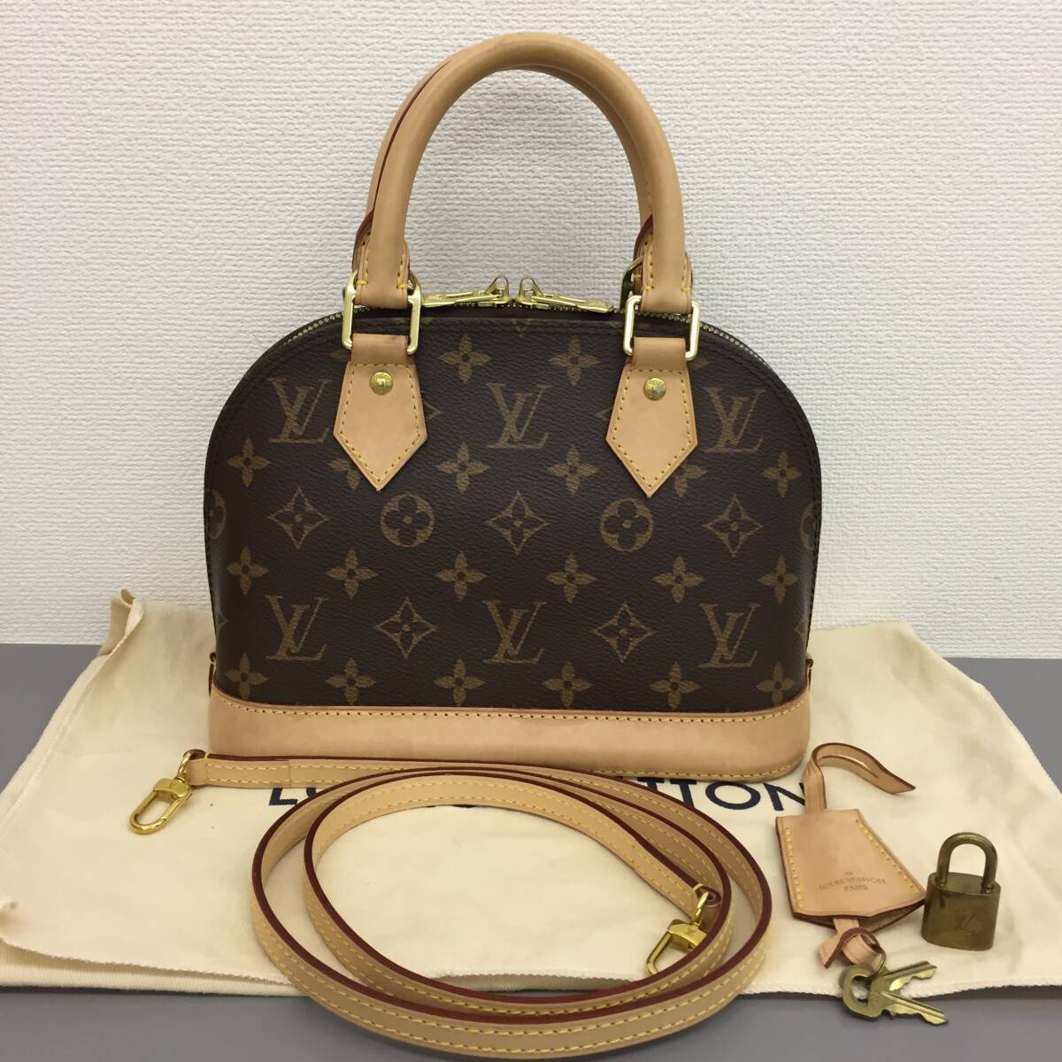 美品】Louis Vuitton ルイヴィトン モノグラム ハンドバッグ 美品】Louis Vuitton ルイヴィトン モノグラム ハンドバッグ