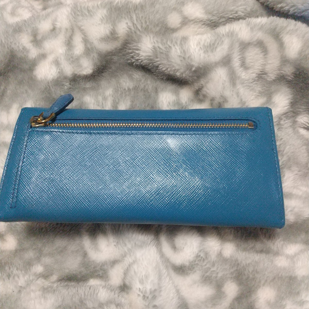プラダ PRADA 長財布 リボン サフィアーノ レザー ブルー(女性用 プラダ PRADA 長財布 リボン サフィアーノ レザー ブルー(女性用