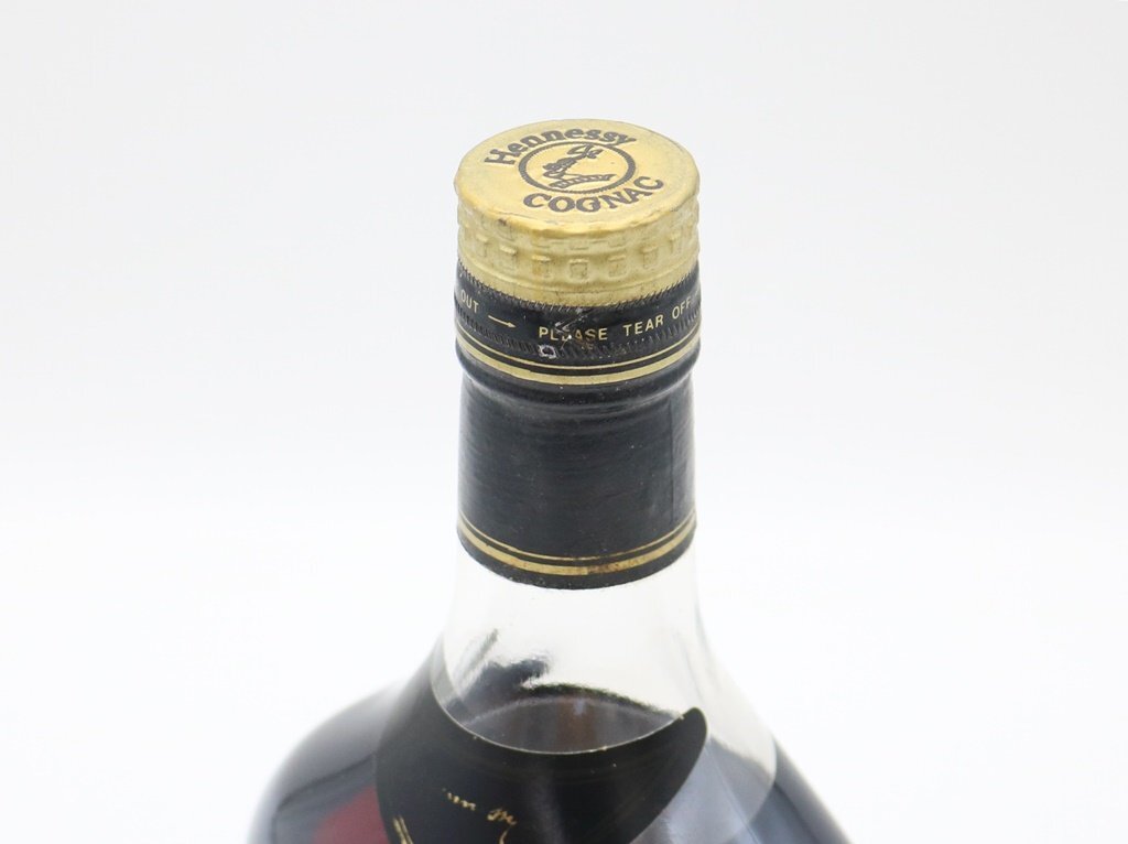 1円【未開栓】ヘネシー XO 金キャップ 700ml 40% クリアボトル 1円【未開栓】ヘネシー XO 金キャップ 700ml 40% クリアボトル