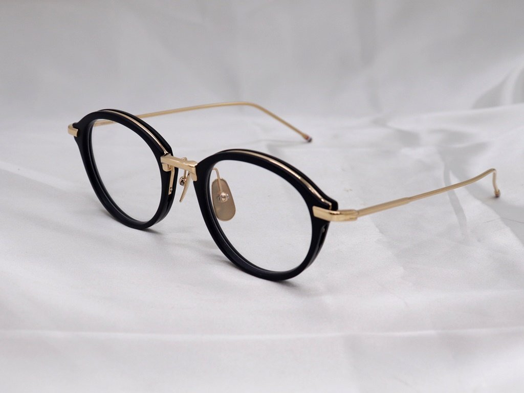 ☆1スタ!! THOM BROWNE トム・ブラウン サングラス UEO011A ☆1スタ!! THOM BROWNE トム・ブラウン サングラス UEO011A