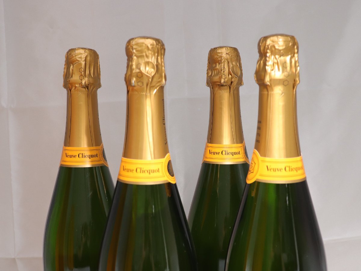 ☆1スタ!!【未開栓/4本セット】Veuve ヴーヴ クリコ イエロー ☆1スタ!!【未開栓/4本セット】Veuve ヴーヴ クリコ イエロー
