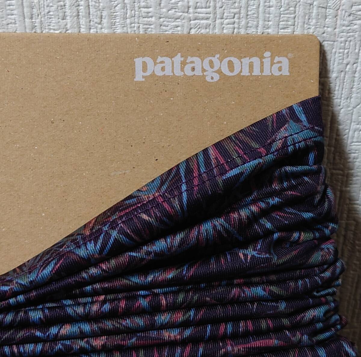 未使用 ★ Patagonia サンマスク 22396 定価:￥5,280 カラー:GLNI ネックゲイター SUN MASK