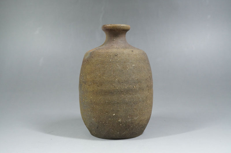 f578】本物保証 【金重道明】 伊部徳利 窯変 共箱付 備前焼 酒器 f578】本物保証 【金重道明】 伊部徳利 窯変 共箱付 備前焼 酒器