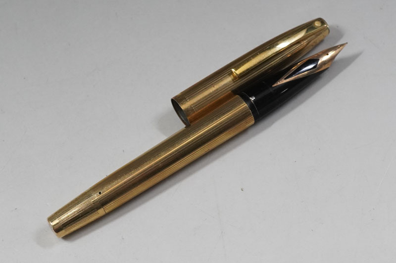 f682】SHEAFFER/シェーファー 万年筆 シャープペン まとめ 2本 f682】SHEAFFER/シェーファー 万年筆 シャープペン まとめ 2本