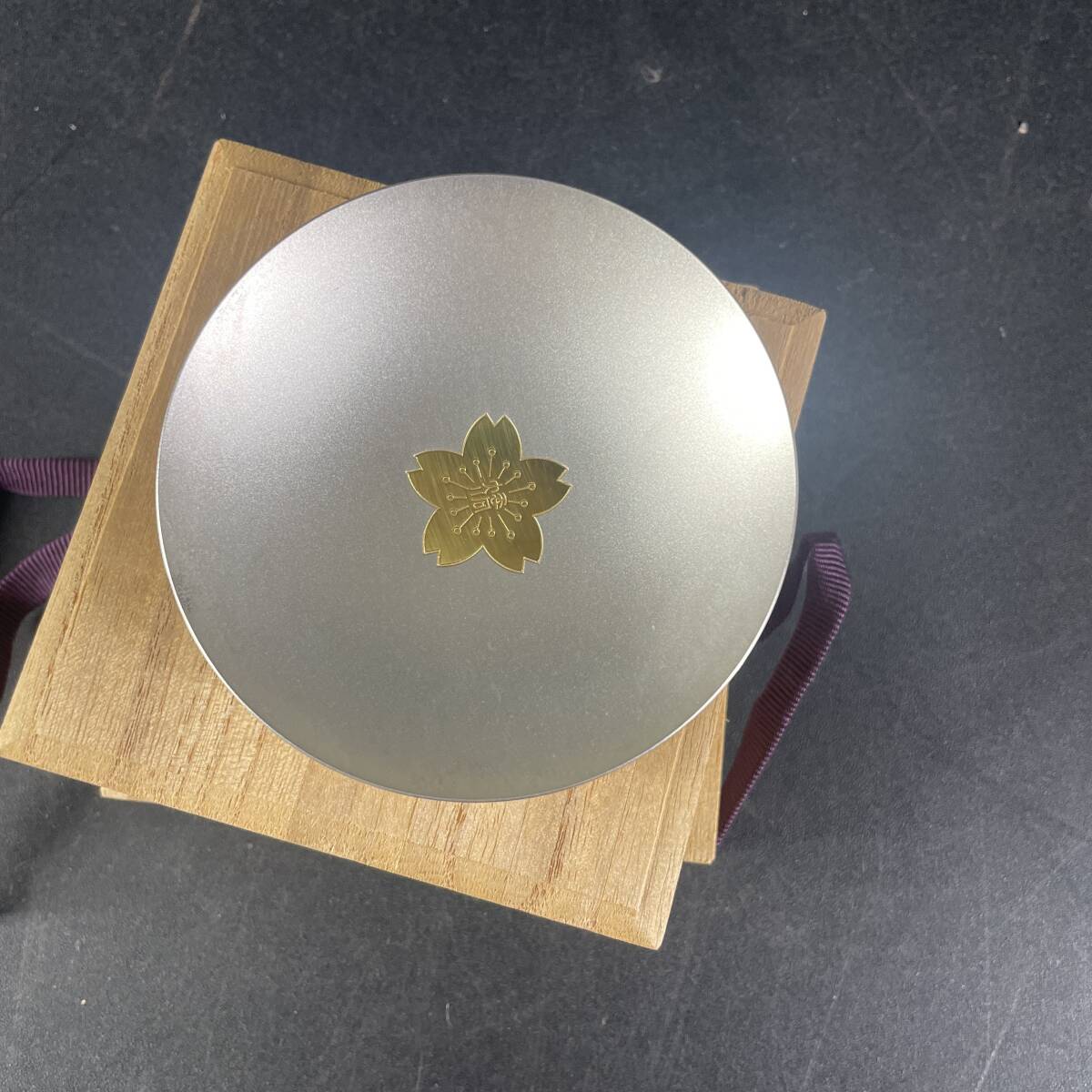 銀杯 純銀 重さ約67g 木箱入り 金属工芸品 インテリア 飾り 銀杯 純銀 重さ約67g 木箱入り 金属工芸品 インテリア 飾り