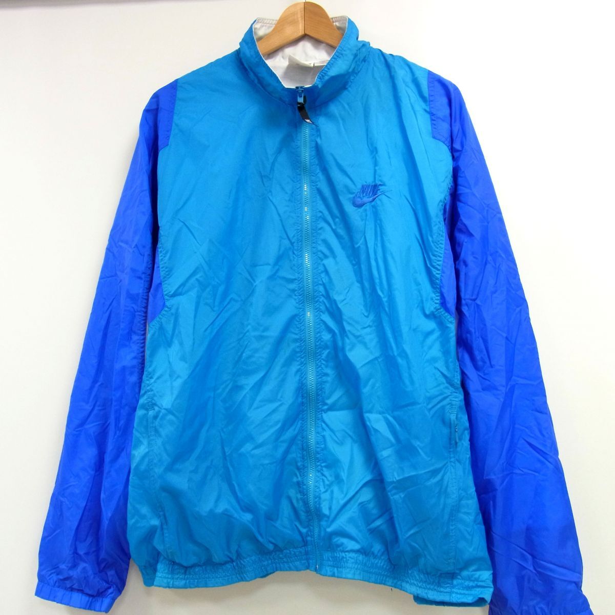 希少レア 90'sヴィンテージ NIKE ナイキ 銀タグ マルチカラー 希少レア 90'sヴィンテージ NIKE ナイキ 銀タグ マルチカラー