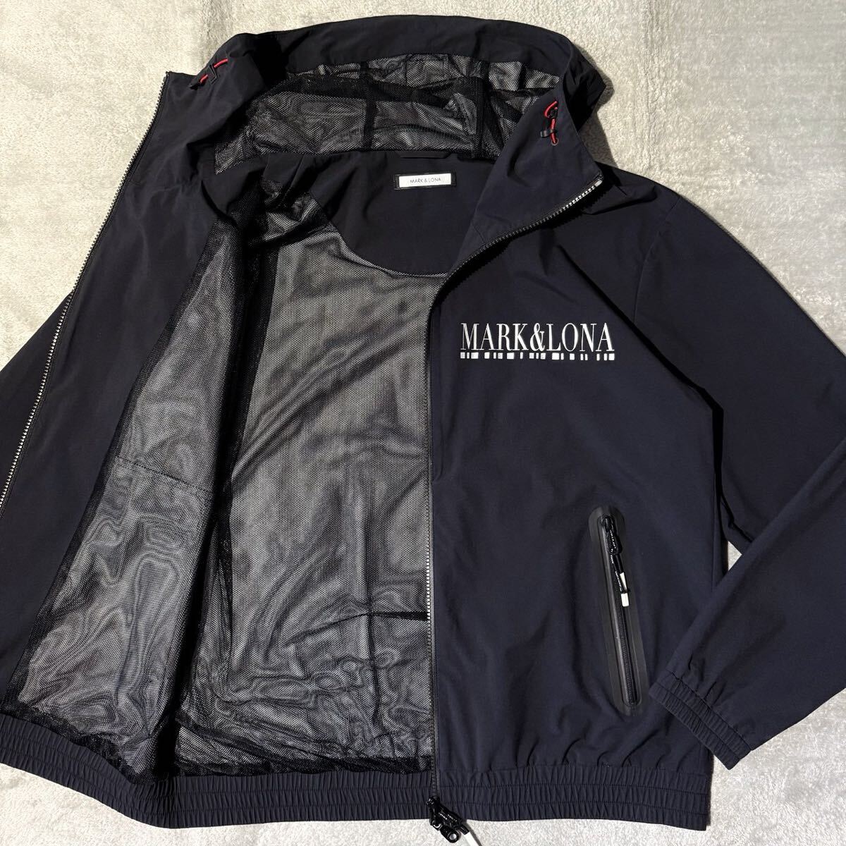 美品!XL位☆MARK&LONA マークアンドロナ ナイロンジャケット 美品!XL位☆MARK&LONA マークアンドロナ ナイロンジャケット