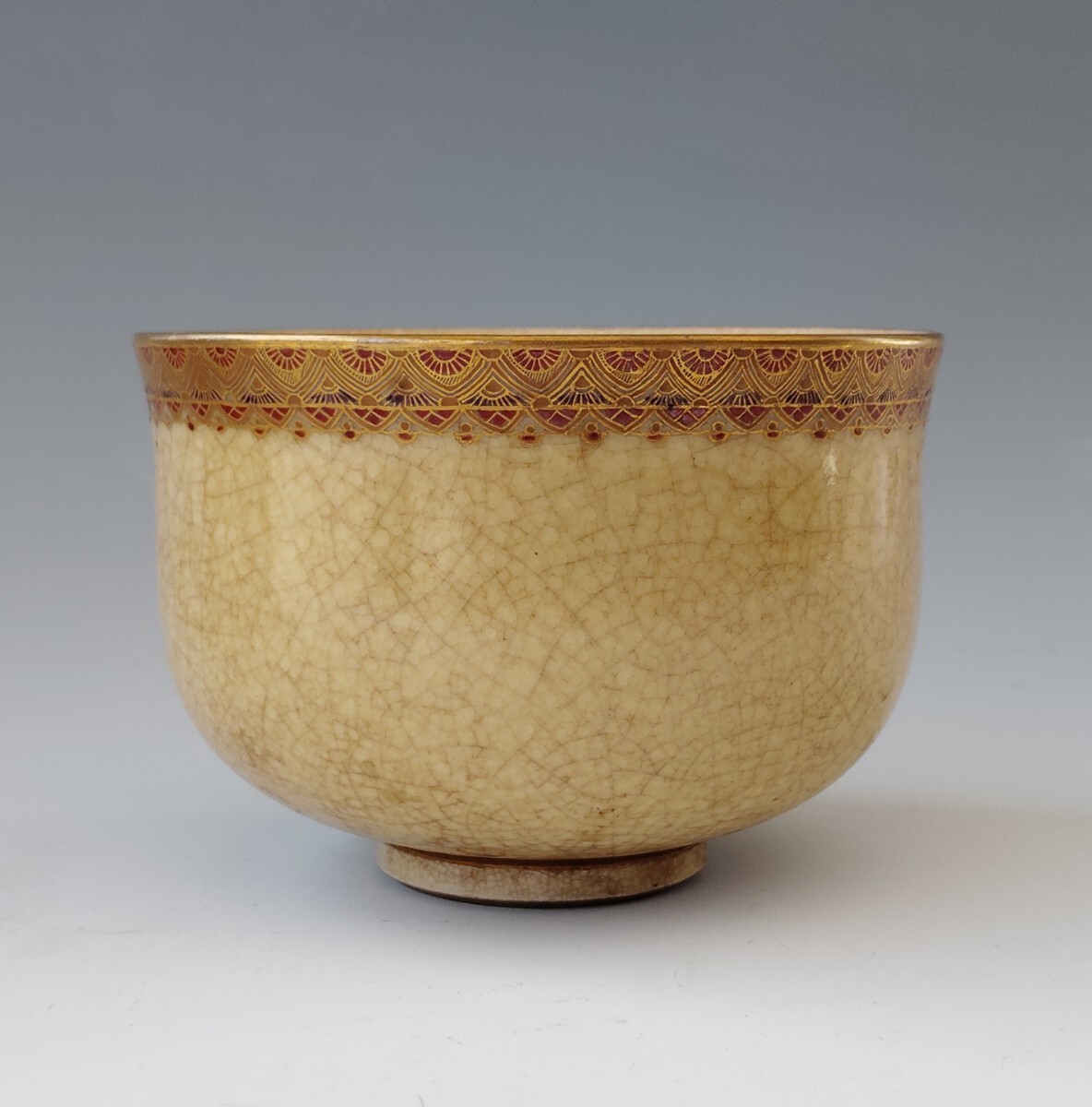 薩摩焼 陶弘山製 金彩 色絵 茶碗 抹茶碗 共箱(茶碗)|売買された 薩摩焼 陶弘山製 金彩 色絵 茶碗 抹茶碗 共箱(茶碗)|売買された