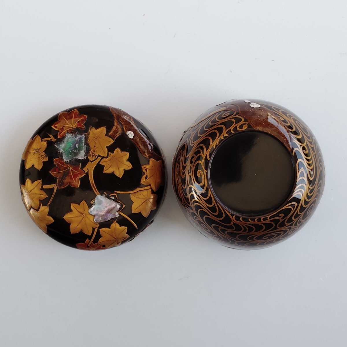 千家十職名工 塗師 中村宗哲 紅葉螺鈿蒔絵 棗 共箱 金蒔絵 茶入 千家十職名工 塗師 中村宗哲 紅葉螺鈿蒔絵 棗 共箱 金蒔絵 茶入