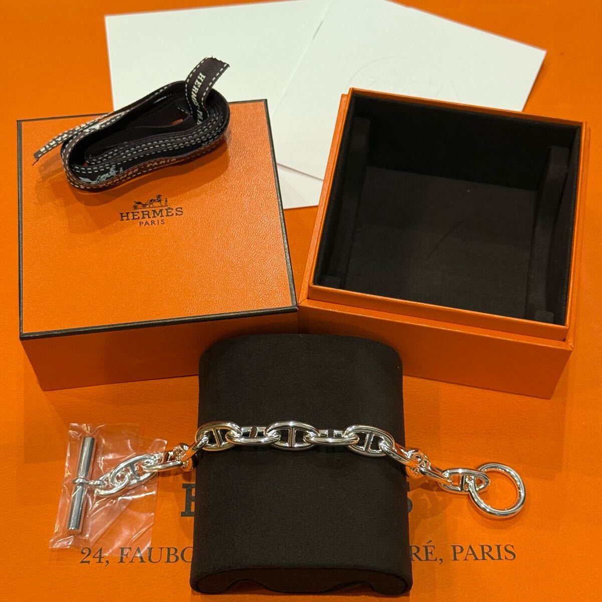 新品未使用 レア HERMES エルメス シェーヌダンクル 新品未使用 レア HERMES エルメス シェーヌダンクル