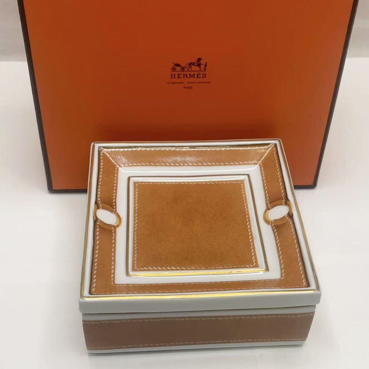 HERMES エルメス 蓋付き 小物入れ 灰皿 スクエアプレート