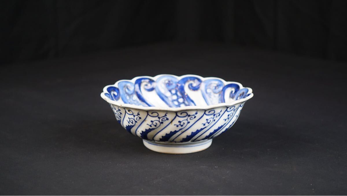 古伊万里 染付 金彩 波 唐草文 輪花型 大飾鉢 江戸期 4.17.9(染 古伊万里 染付 金彩 波 唐草文 輪花型 大飾鉢 江戸期 4.17.9(染