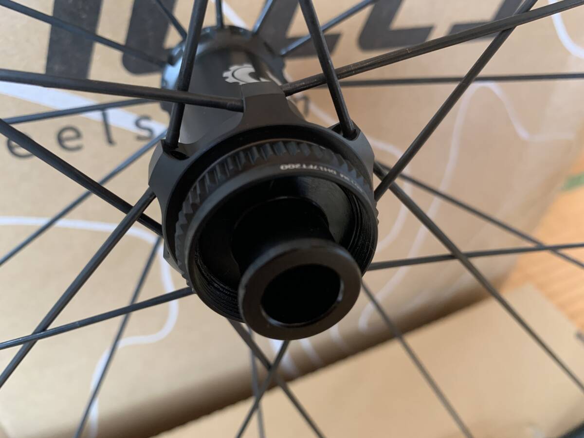 新品同様】エリートホイール ELITEWHEELS EDGE-2 0 カーボン 新品同様】エリートホイール ELITEWHEELS EDGE-2 0 カーボン