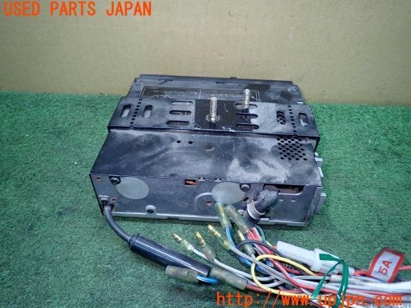 3UPJ=12130518]ジープラングラー(S8H(改))Panasonic パナソニック カセットプレイヤー CQ-B535DK 中古