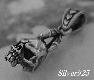 シルバー925銀のホールドonスカル ペンダント/シルバーアクセALL50%OFF_画像1