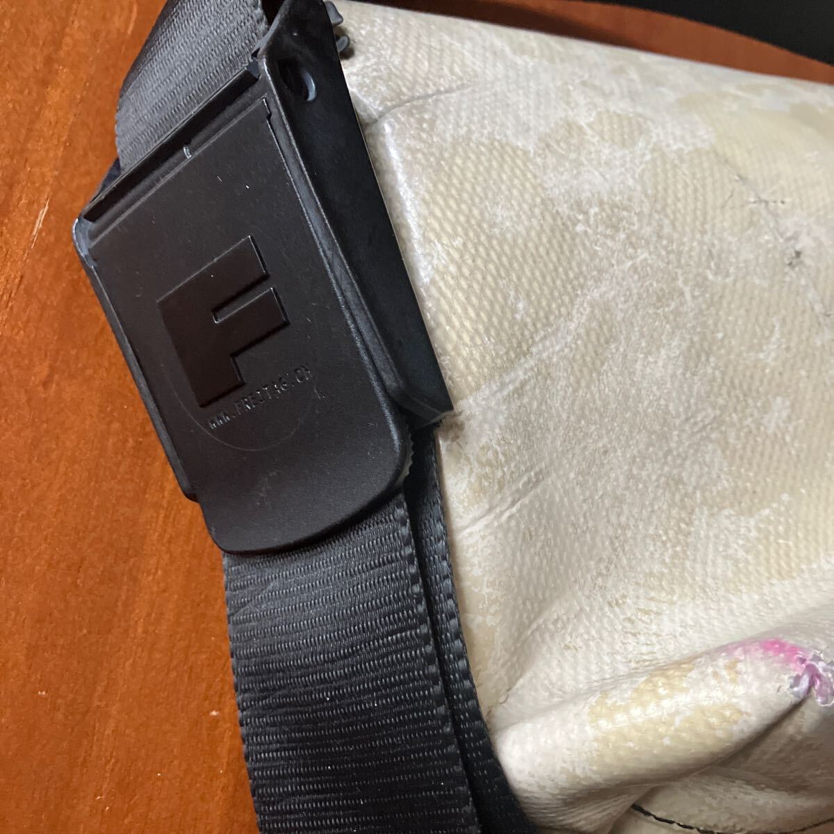 FREITAG ハワイファイブオー 白×黒ドット デジタルプリント F41 FREITAG ハワイファイブオー 白×黒ドット デジタルプリント F41