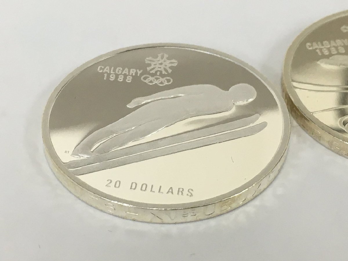 記念硬貨 カナダ20ドル銀貨 2枚セット 1988年 ケース付き 記念硬貨 カナダ20ドル銀貨 2枚セット 1988年 ケース付き