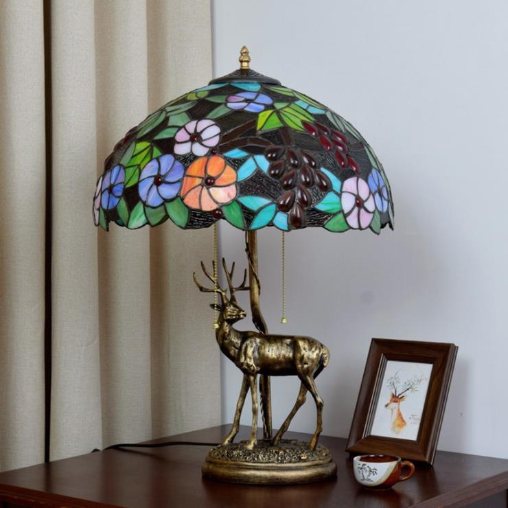 新入荷☆美品☆ヴィンテージステンドランプ ステンドグラス ラン 新入荷☆美品☆ヴィンテージステンドランプ ステンドグラス ラン