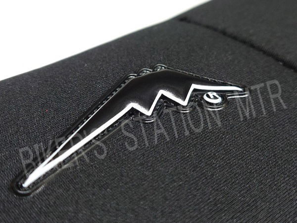 スピード出荷 KUSHITANI クシタニ K3609 バックパックサブバッグ ストラップに裝著するだけの簡(jiǎn)単小物入れ 管理L