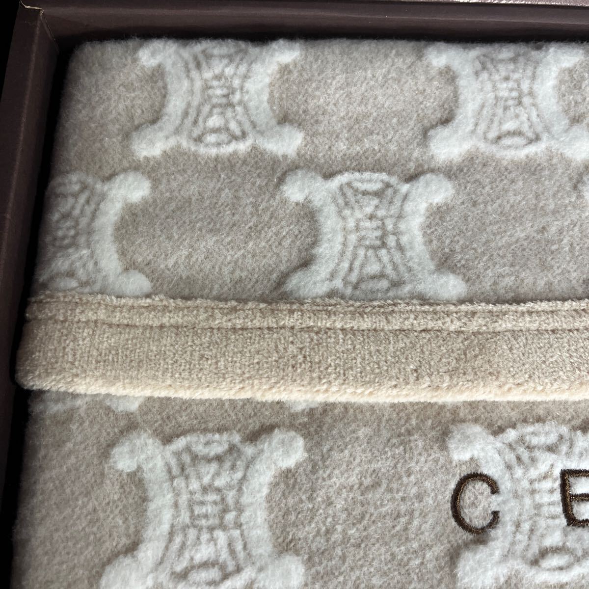 ◯ CELINE・ セリーヌ・ 西川産業・布団・綿毛布・140×200 ◯ CELINE・ セリーヌ・ 西川産業・布団・綿毛布・140×200