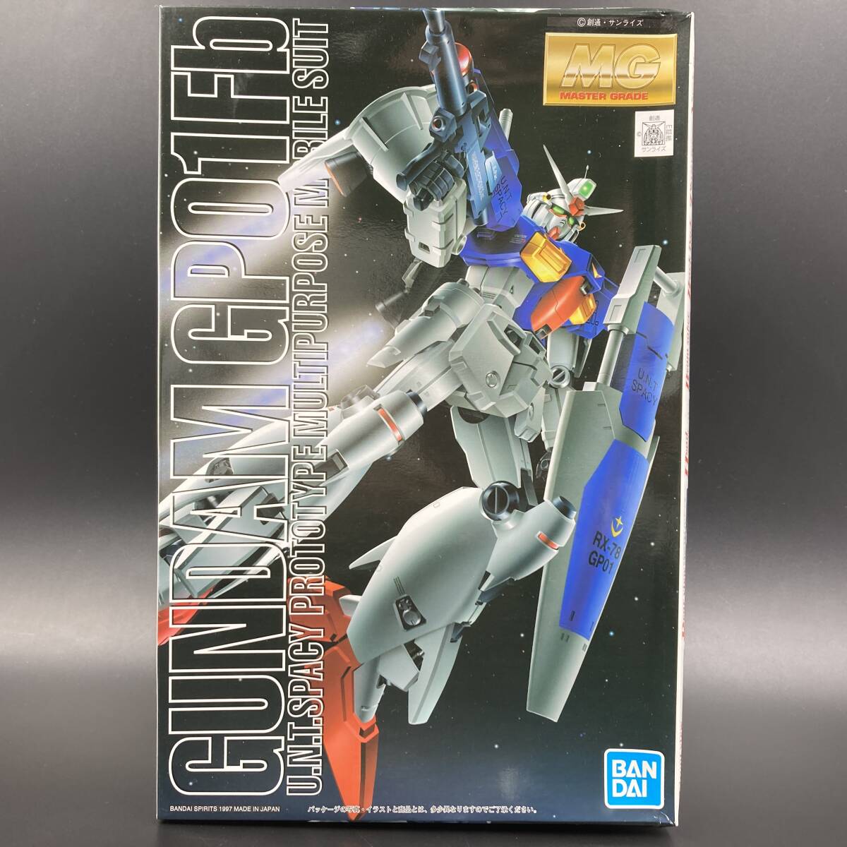 SUS689 未組立 バンダイ MG 1/100 ガンダム試作1号機 SUS689 未組立 バンダイ MG 1/100 ガンダム試作1号機