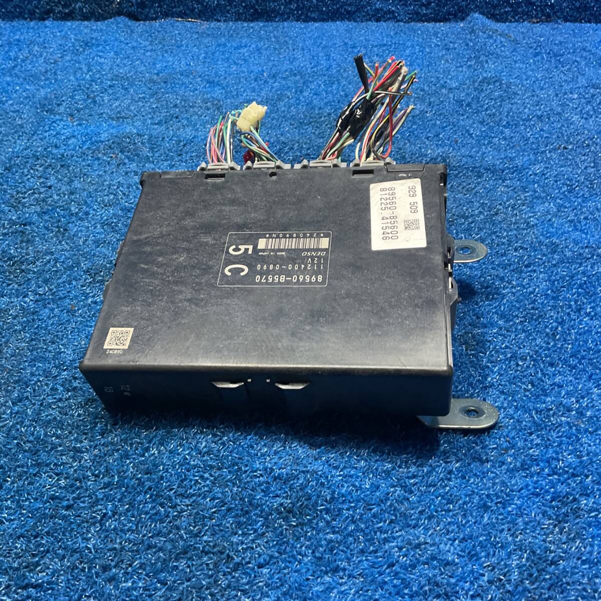 [AK-0028045][G2-4] H21 ダイハツ　ハイゼット S331V S28 160593km　『　ECU エンジンコンピューター　』　軽