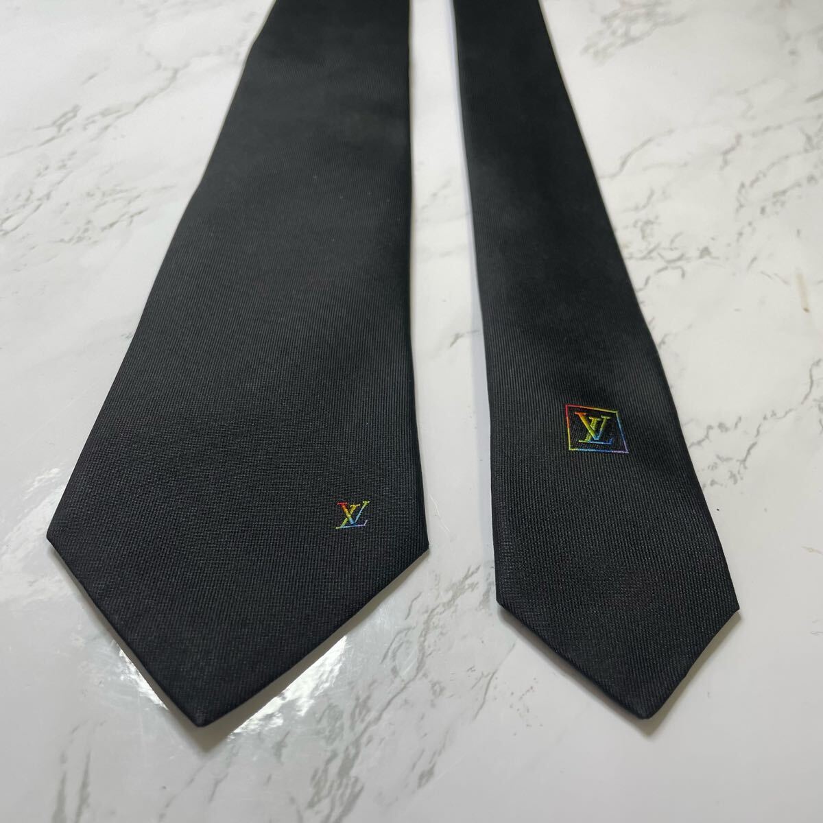 極美品LOUIS VUITTON ネクタイ 現行M76003 クラヴァット|Yahoo 極美品LOUIS VUITTON ネクタイ 現行M76003 クラヴァット|Yahoo