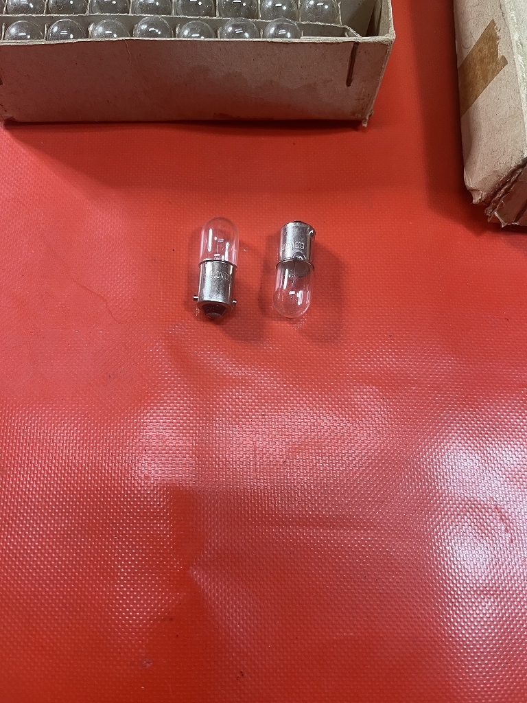 配電盤表示電球　メトロ電球　新古品_画像4