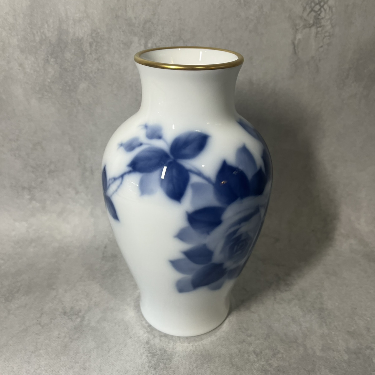 1円~ 大倉陶園 OKURA 花瓶 約20cm 花器 陶器 磁器 日本製 1円~ 大倉陶園 OKURA 花瓶 約20cm 花器 陶器 磁器 日本製