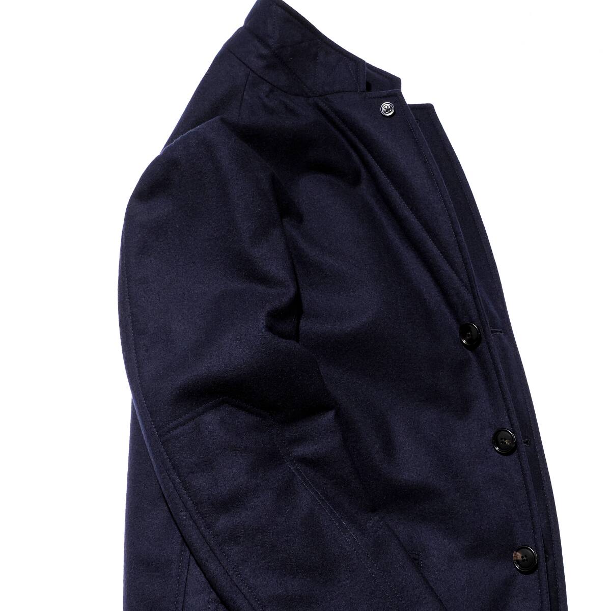別世界の着心地 最高級カシミヤ100% 110万「HERMES/エルメス 別世界の着心地 最高級カシミヤ100% 110万「HERMES/エルメス