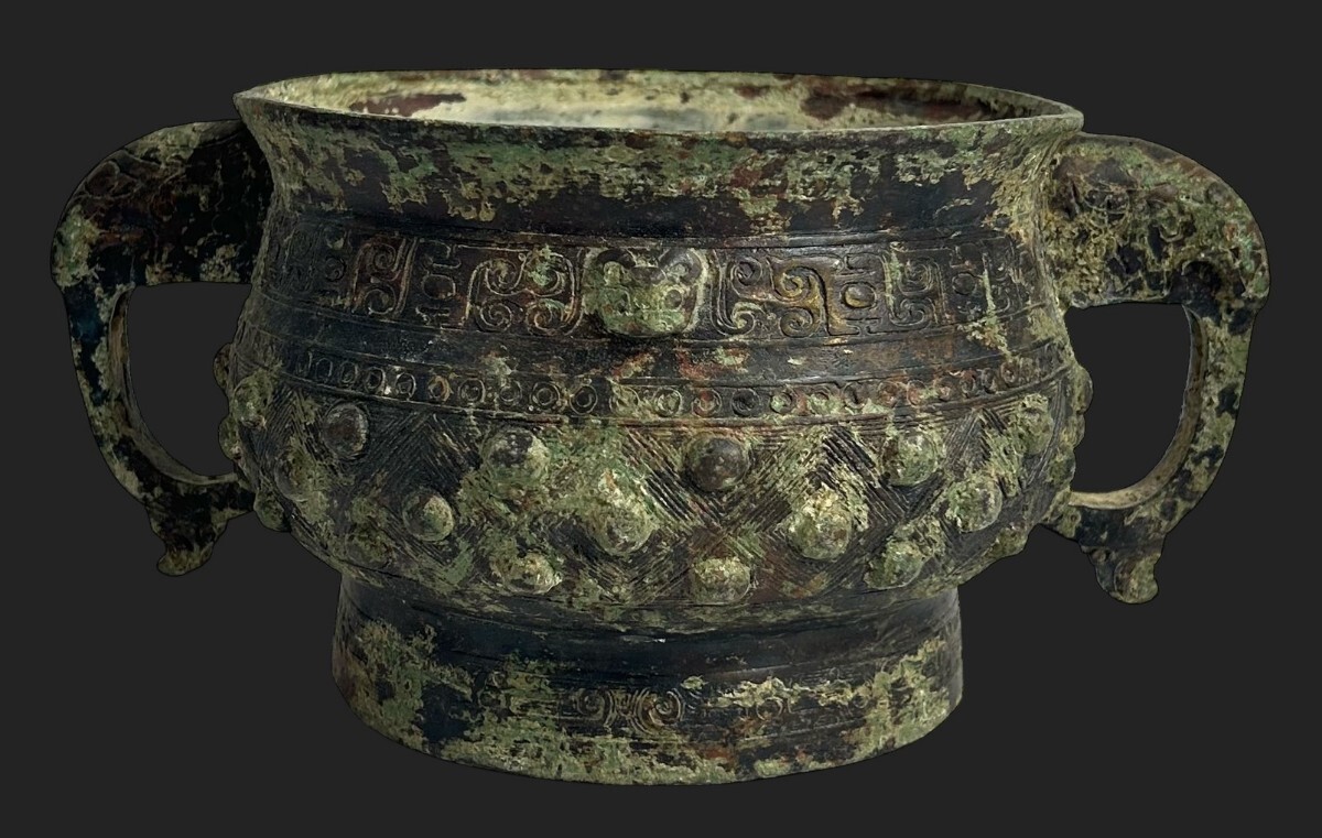 M57△中国美術 古銅△饕餮文 双耳 青銅器 香炉△高12cm直径16cm M57△中国美術 古銅△饕餮文 双耳 青銅器 香炉△高12cm直径16cm