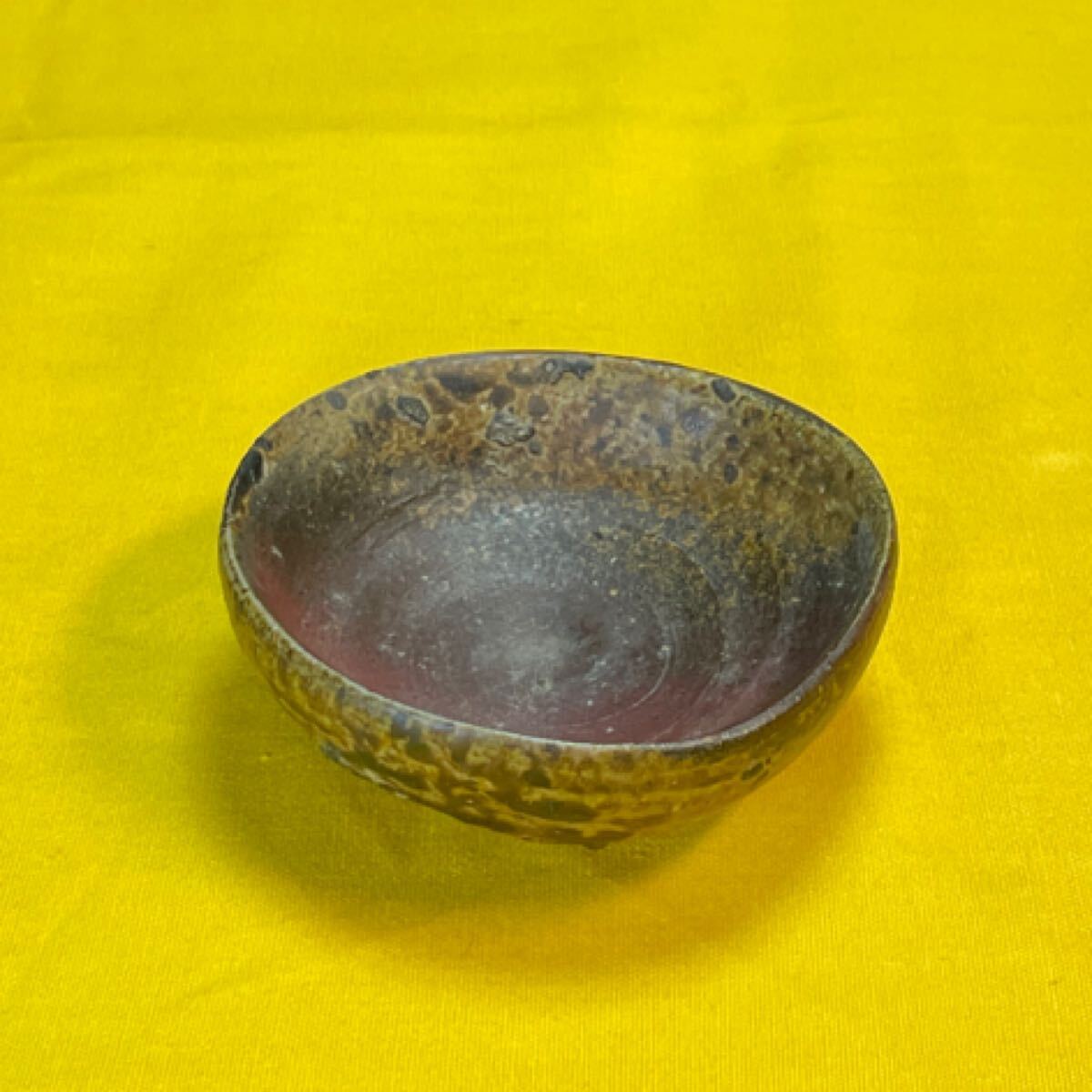 六郎窯】中村六郎 渾身作 酒盃 備前焼 共箱共布 酒器の神様 最 六郎窯】中村六郎 渾身作 酒盃 備前焼 共箱共布 酒器の神様 最