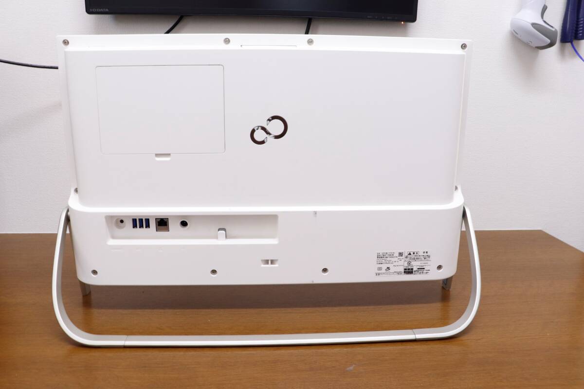 富士通 FH70/B3 Core i7-7700HQ Office 2021/Windows 11[AL-8 富士通 FH70/B3 Core i7-7700HQ Office 2021/Windows 11[AL-8