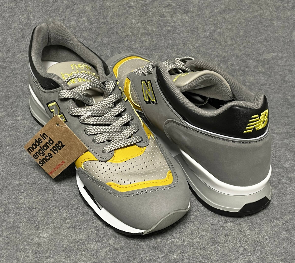  за границей ограниченная модель новый товар NEW BALANCE M1500GGY UK производства US8.5 26.5cm серый / желтый New balance 