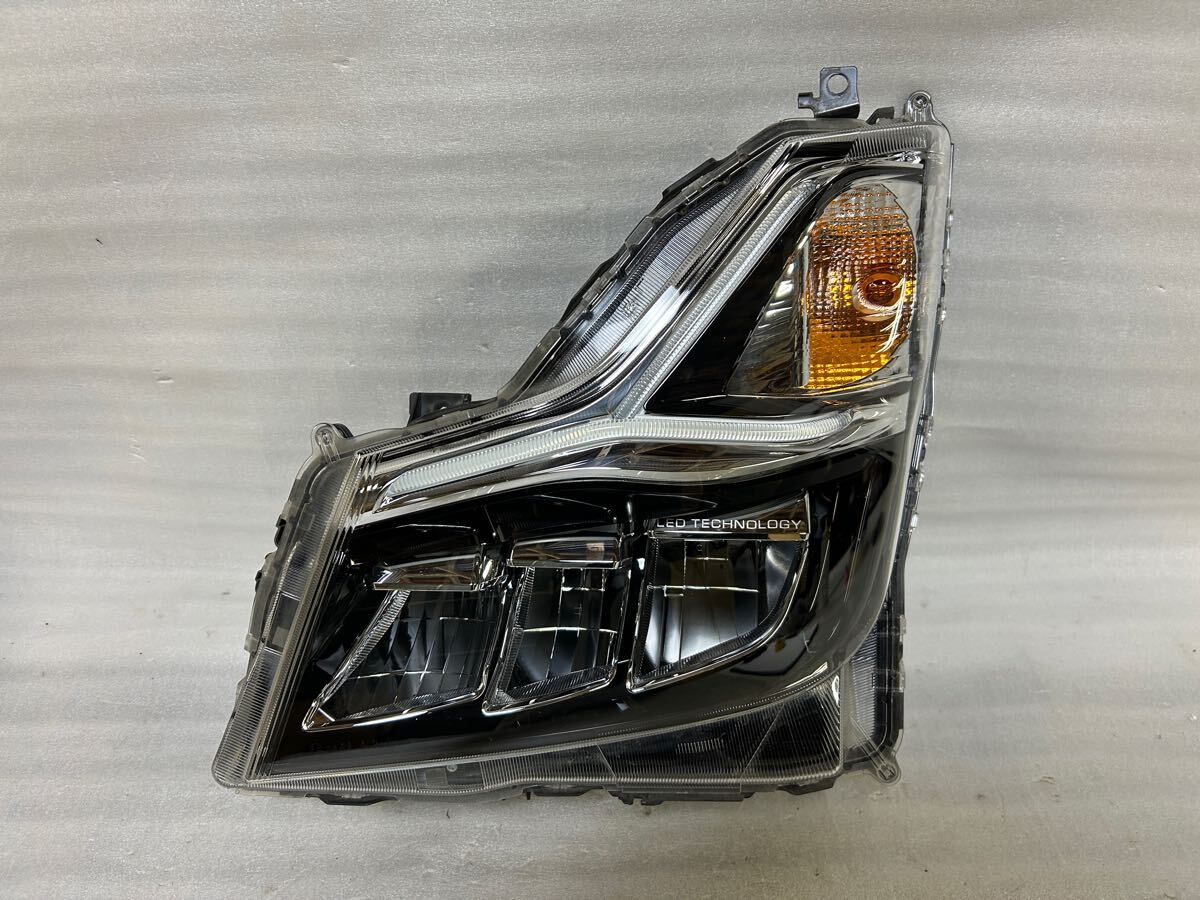 B11091 キャンター FBA 左ヘッドライト LED KOITO 100-67134 ML352449 打刻 キ